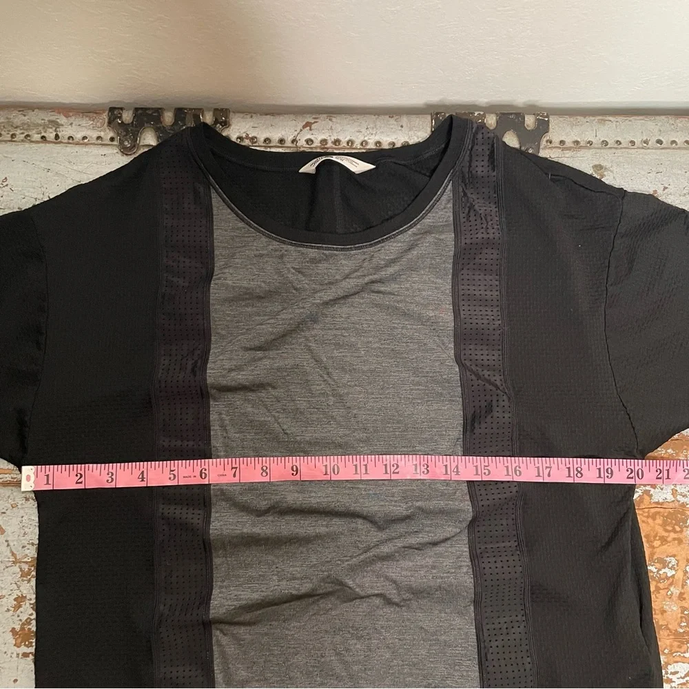 The North Face Determination Short Sleeve T-Shirt - Picture 10 of 13